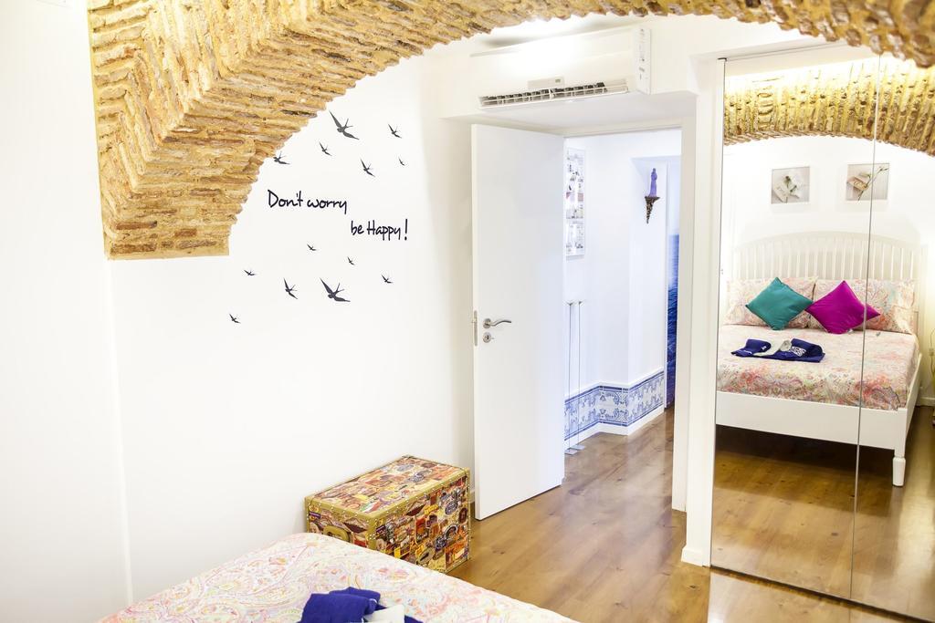 Typical Bairro Alto Apartment Lisabona Exterior foto